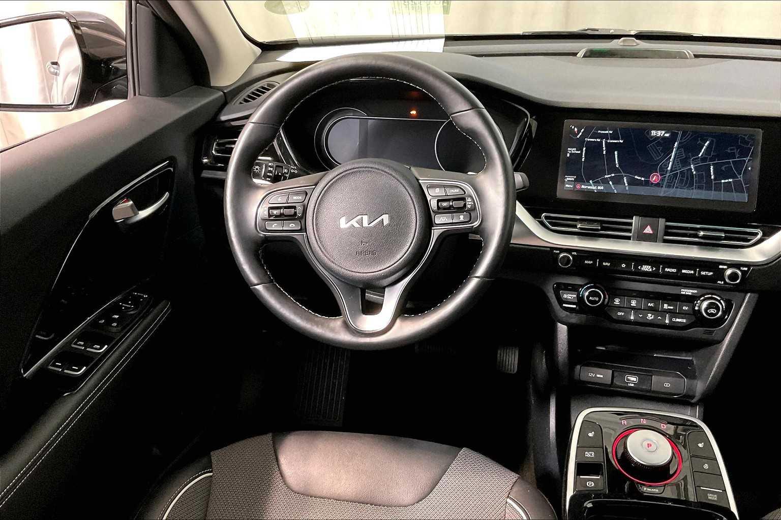 2022 Kia Niro EV EX - Photo 17