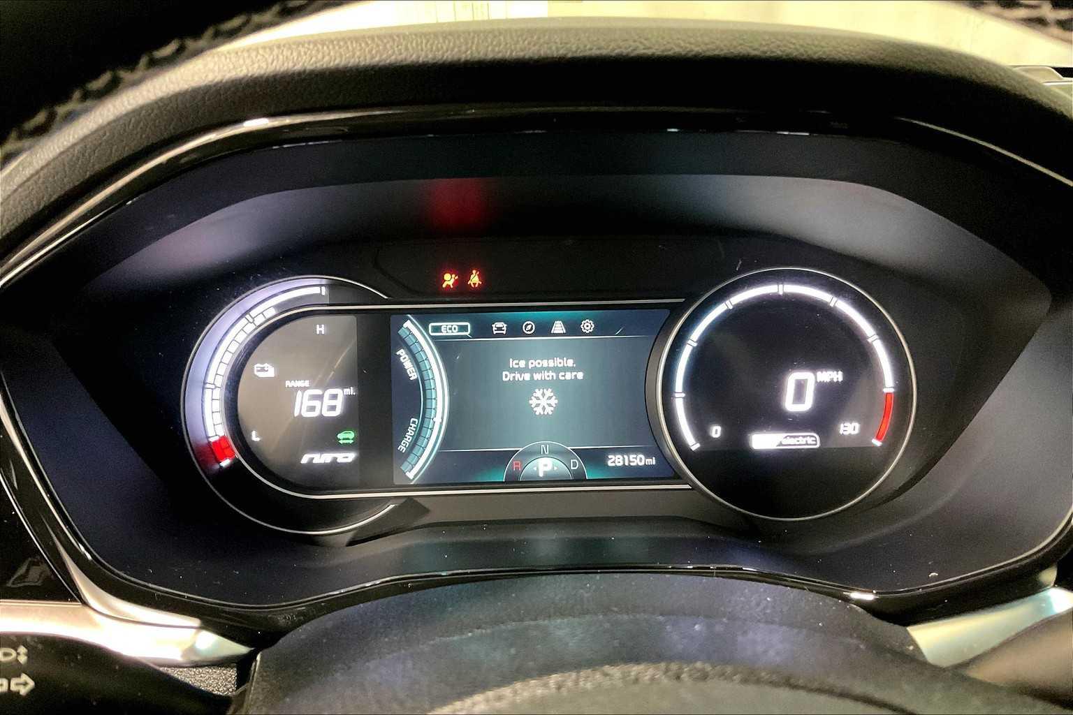 2022 Kia Niro EV EX - Photo 24