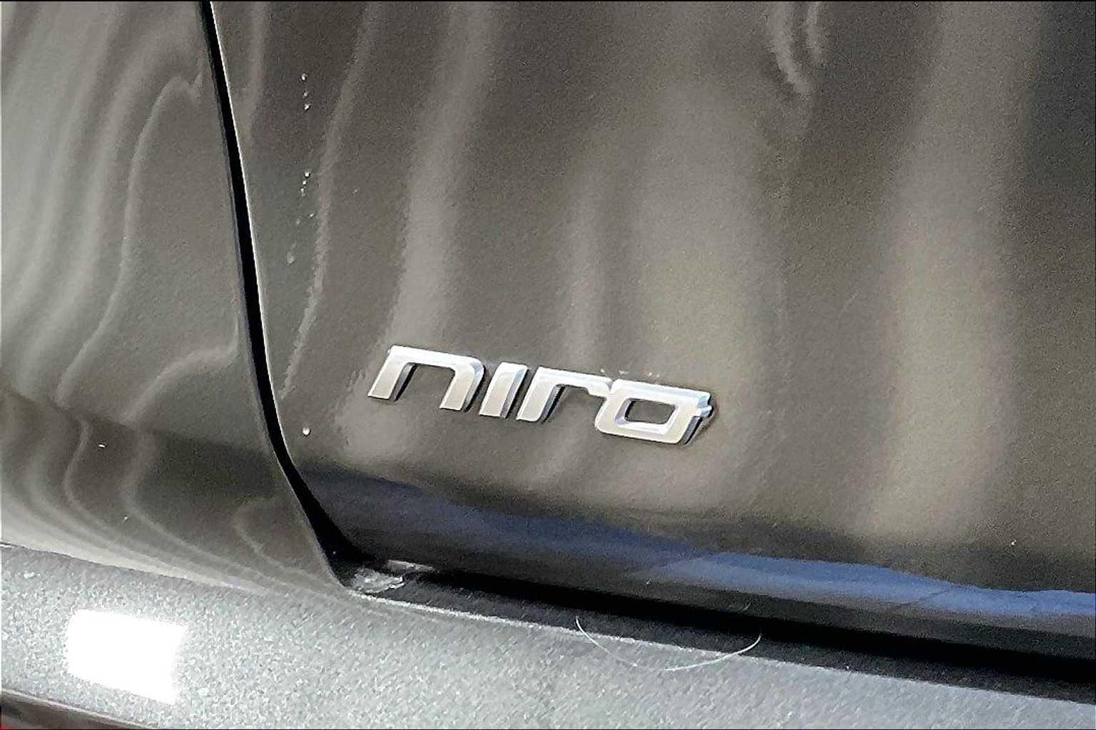 2022 Kia Niro EV EX - Photo 27