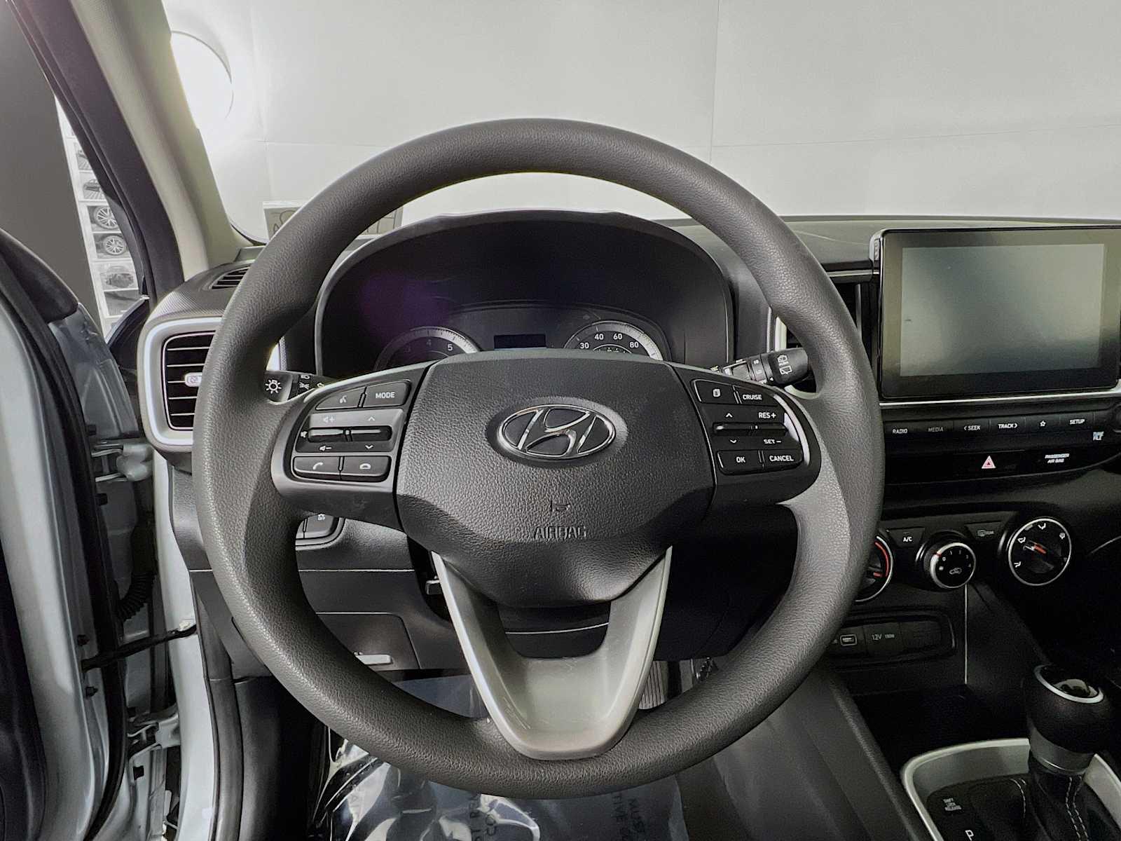 2022 Hyundai Venue SE - Photo 11