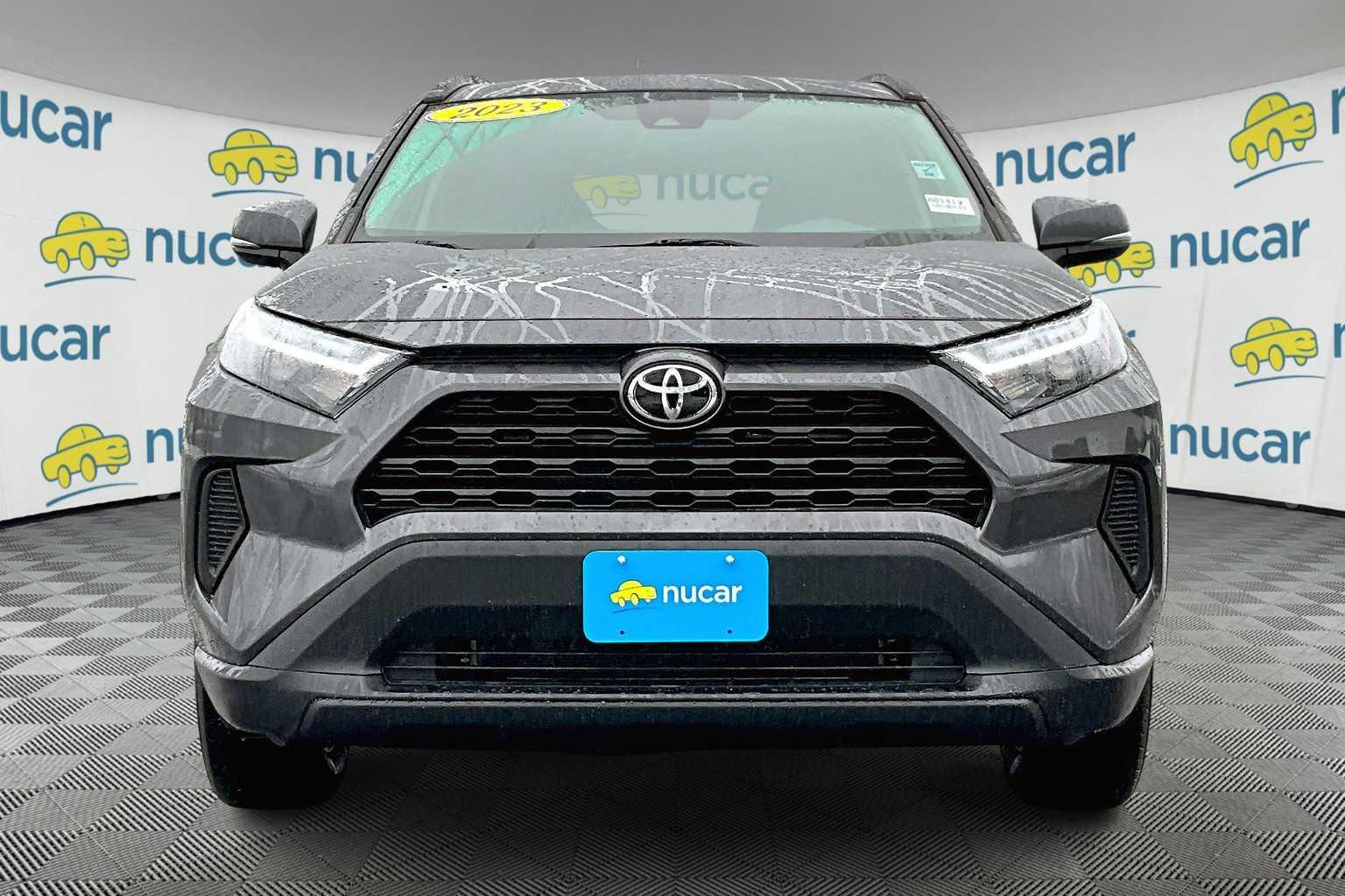 2023 Toyota RAV4 XLE - Photo 2