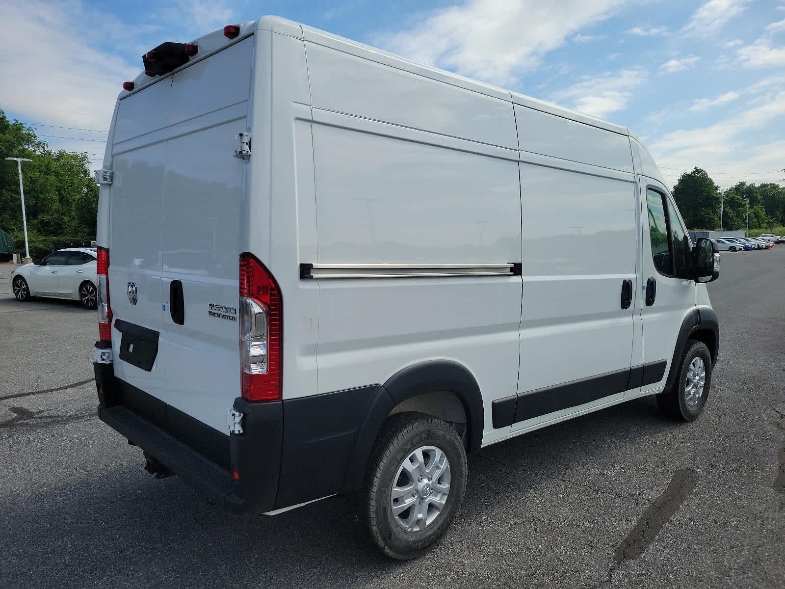 2024 Ram ProMaster SLT - Photo 4