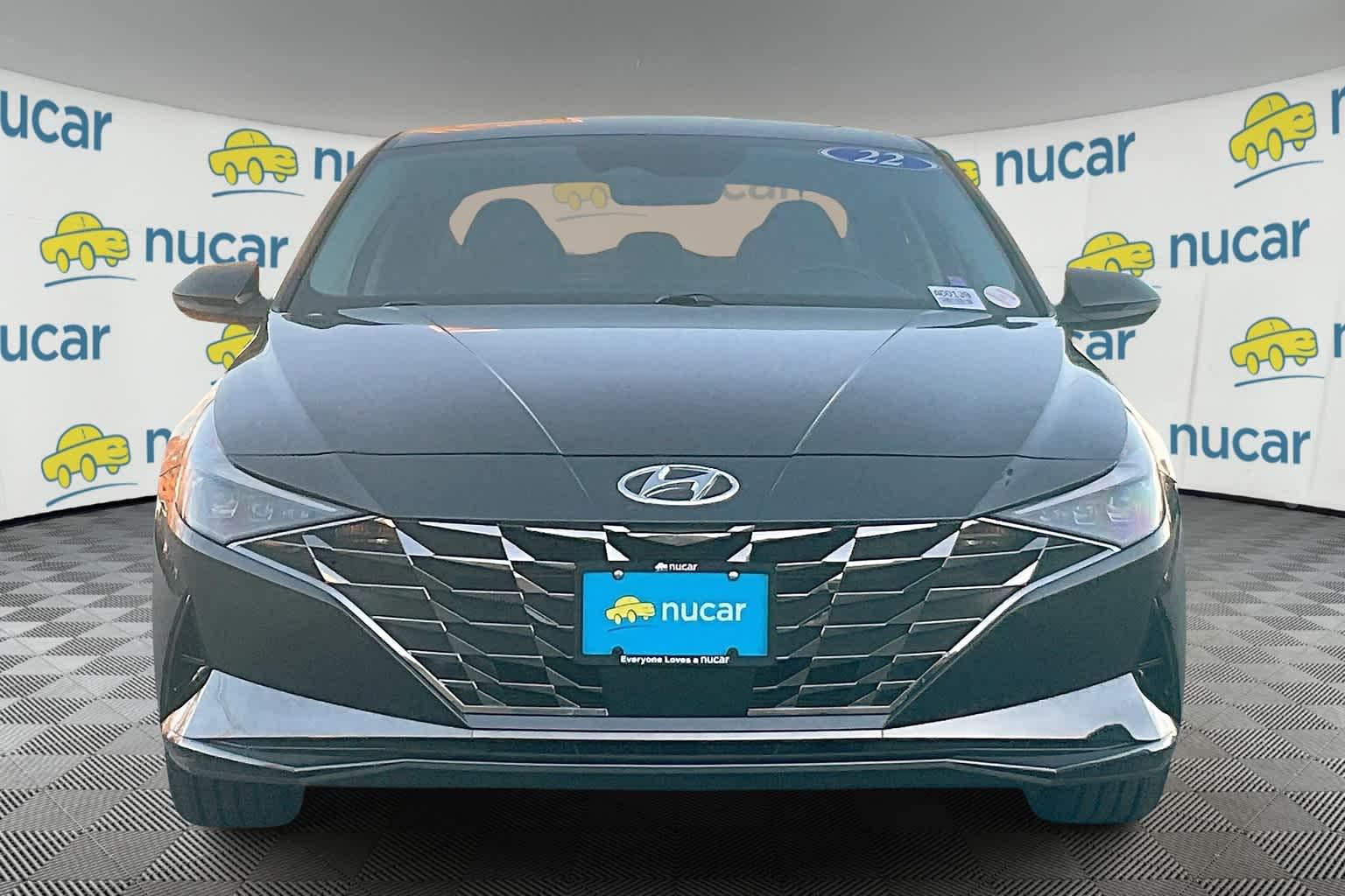 2022 Hyundai Elantra Limited - Photo 2