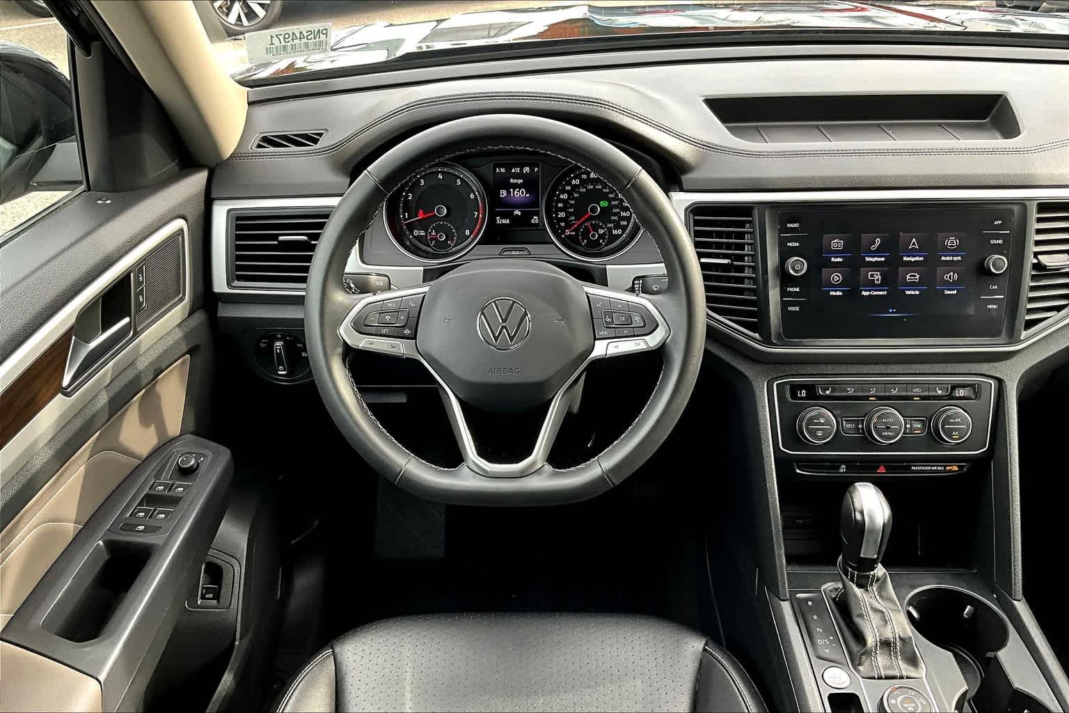 2021 Volkswagen Atlas 3.6L V6 SE w/Technology - Photo 18