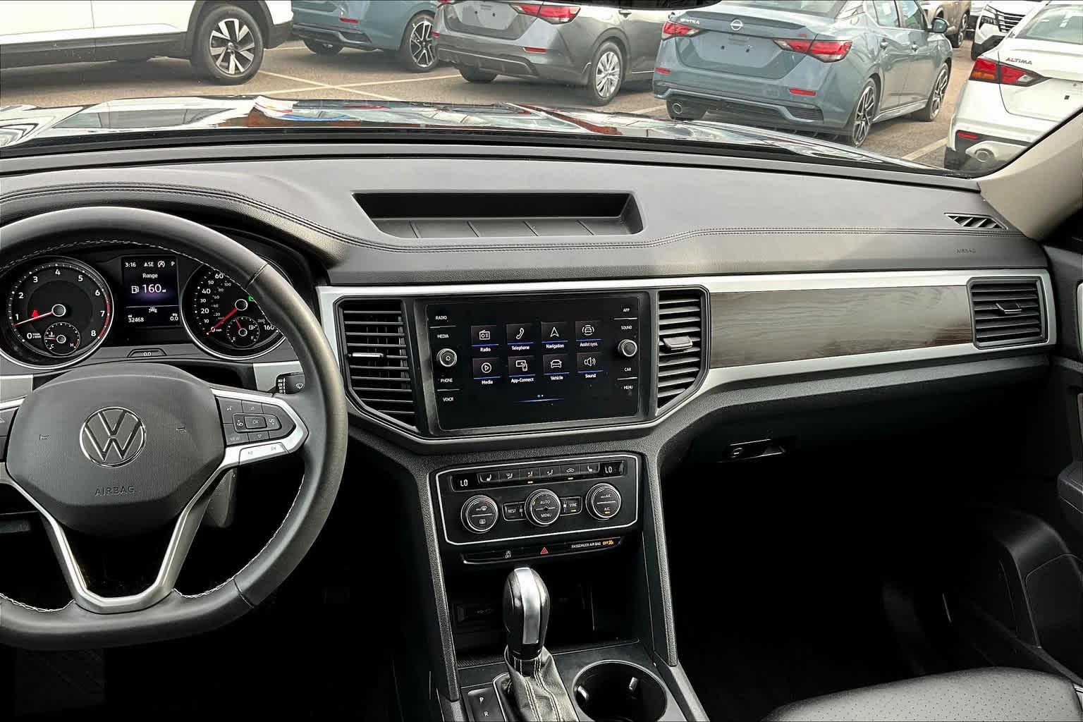 2021 Volkswagen Atlas 3.6L V6 SE w/Technology - Photo 19