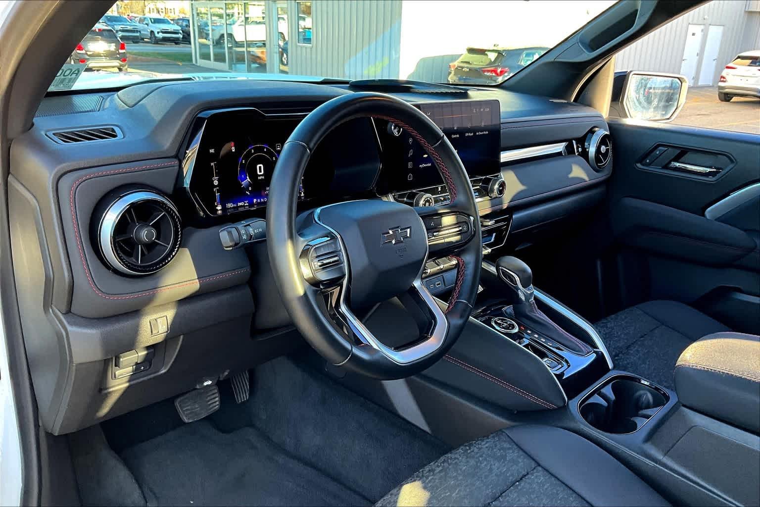 2023 Chevrolet Colorado 4WD Z71 Crew Cab - Photo 8