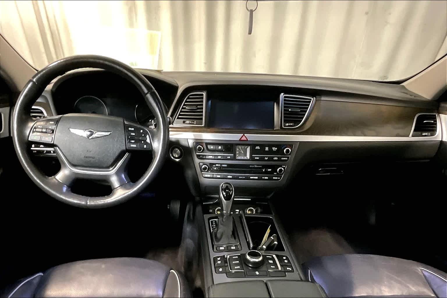 2017 Genesis G80 3.8L - Photo 21