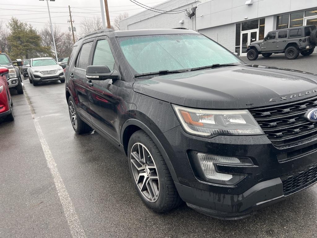 2016 Ford Explorer Sport - Photo 2