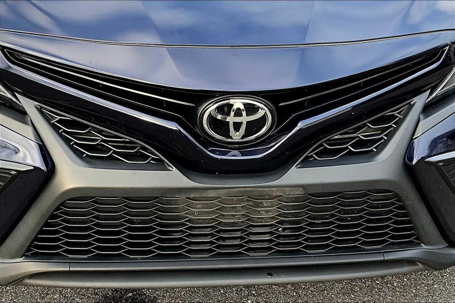 2022 Toyota Camry SE - Photo 30