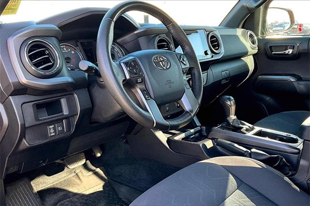 2019 Toyota Tacoma  - Photo 8