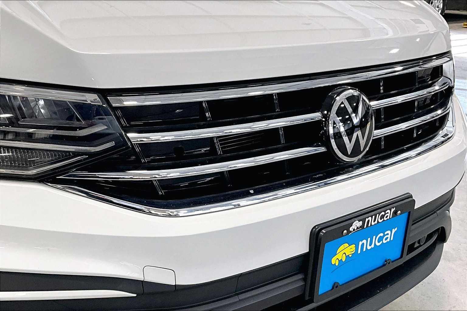 2022 Volkswagen Tiguan SE - Photo 33