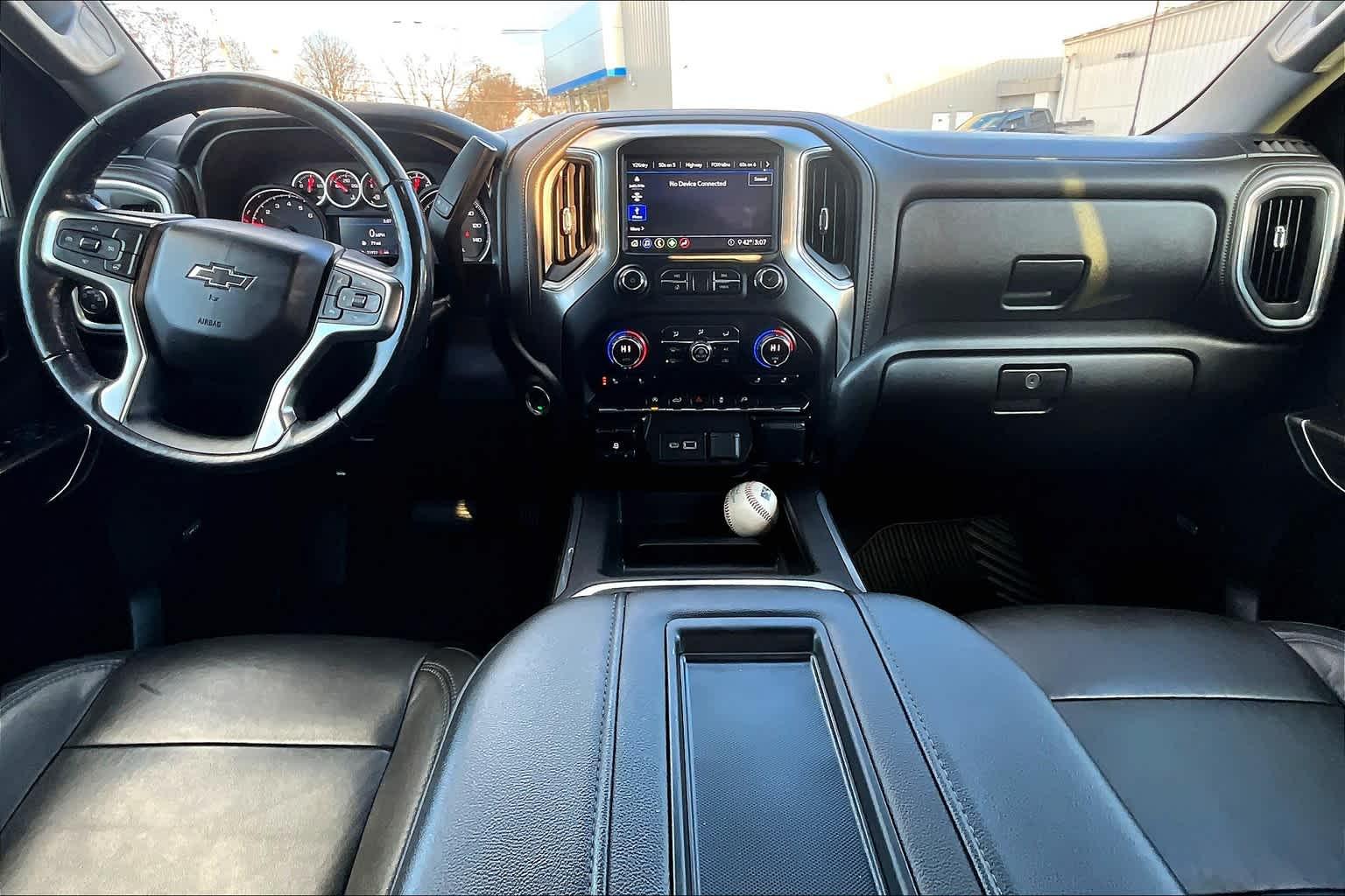 2020 Chevrolet Silverado 1500 RST 4WD Crew Cab 147 - Photo 21