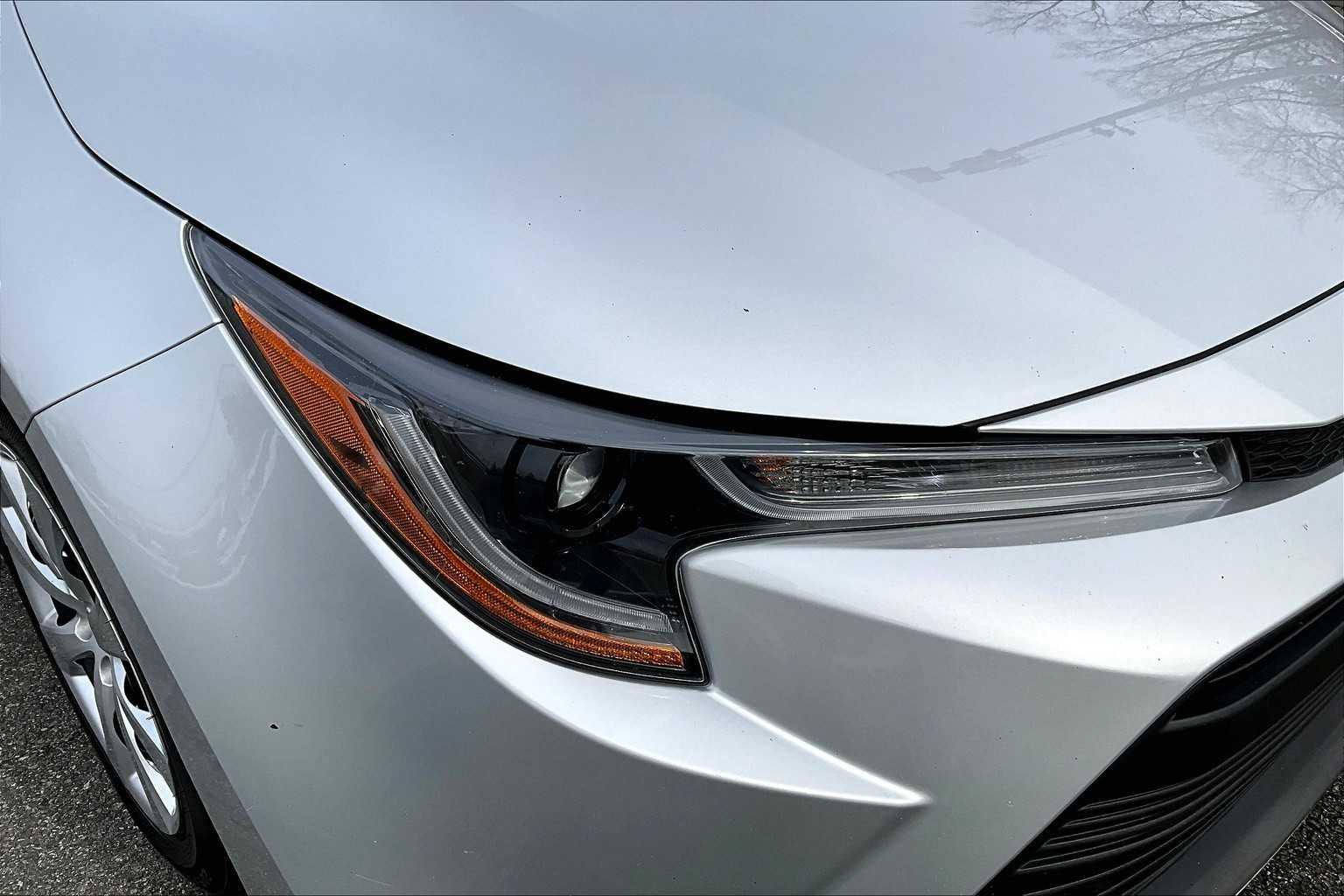 2023 Toyota Corolla LE - Photo 32