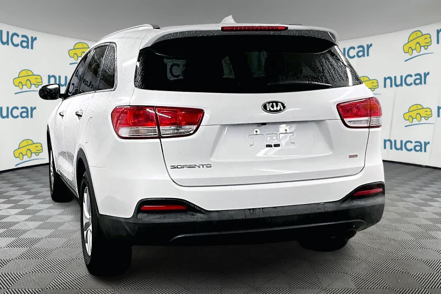 2018 Kia Sorento LX - Photo 4