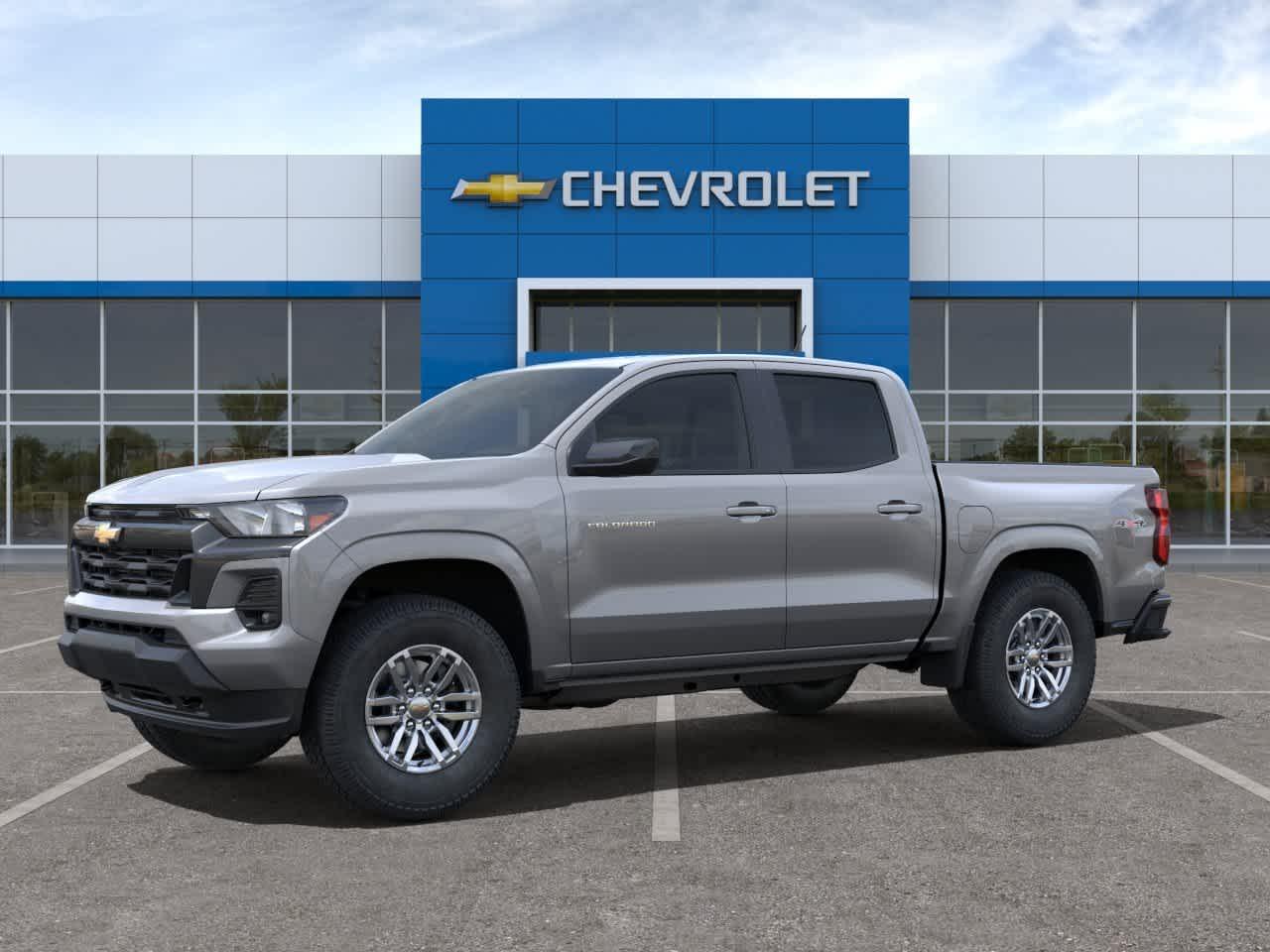 2024 Chevrolet Colorado 4WD LT - Photo 2