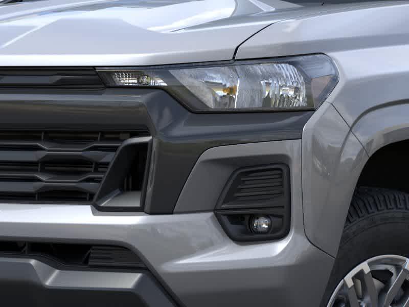 2024 Chevrolet Colorado 4WD LT - Photo 10