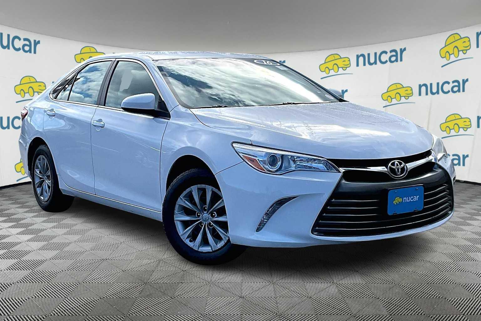 2016 Toyota Camry LE