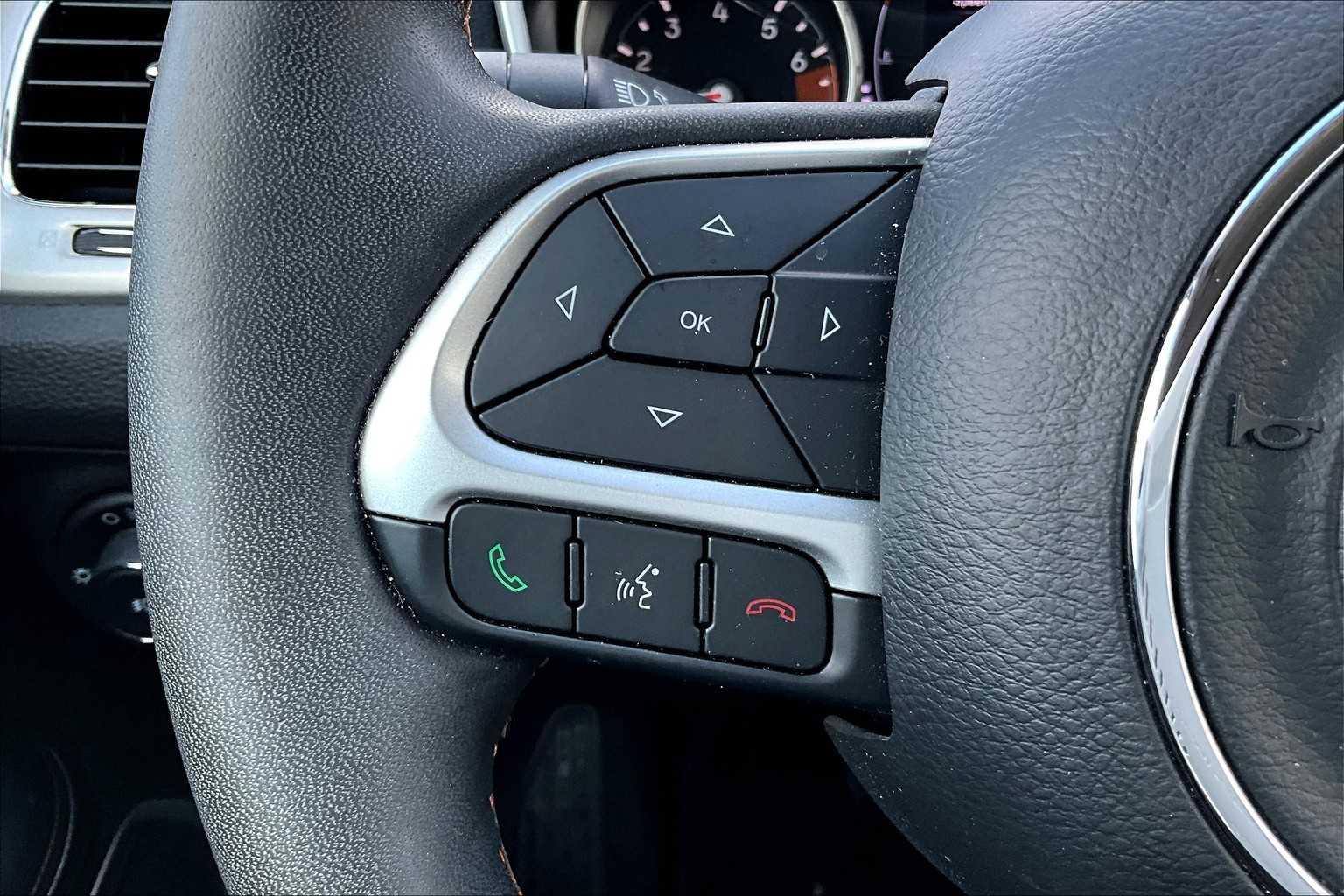 2021 Jeep Compass Latitude - Photo 23