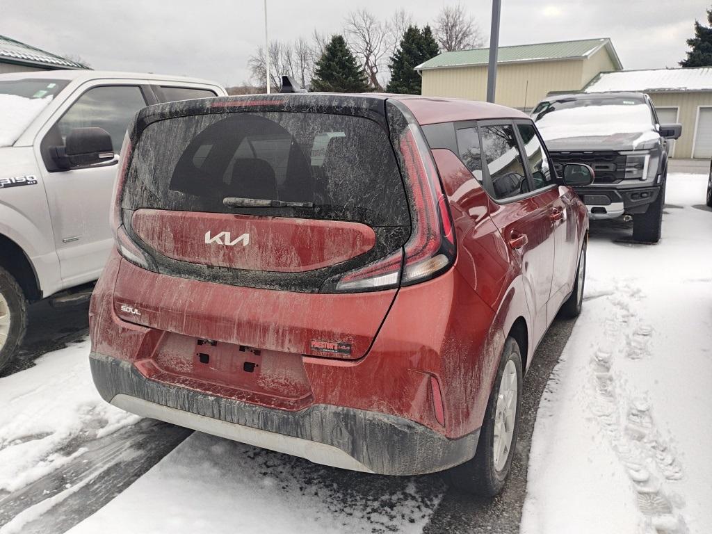 2023 Kia Soul S - Photo 4