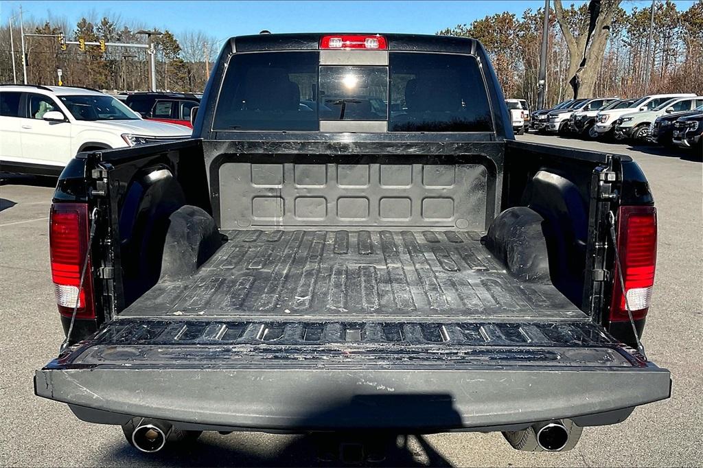 2019 Ram 1500 Classic Warlock - Photo 32