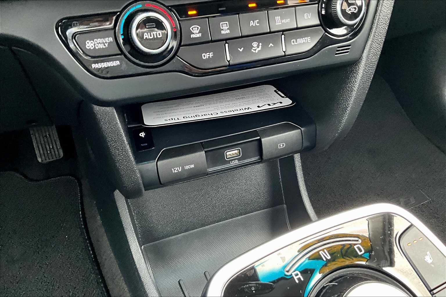 2022 Kia Niro EV EX - Photo 27