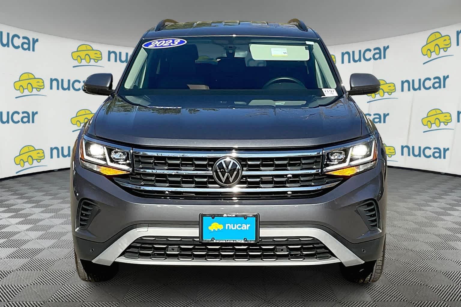 2023 Volkswagen Atlas 3.6L V6 SE w/Technology - Photo 2