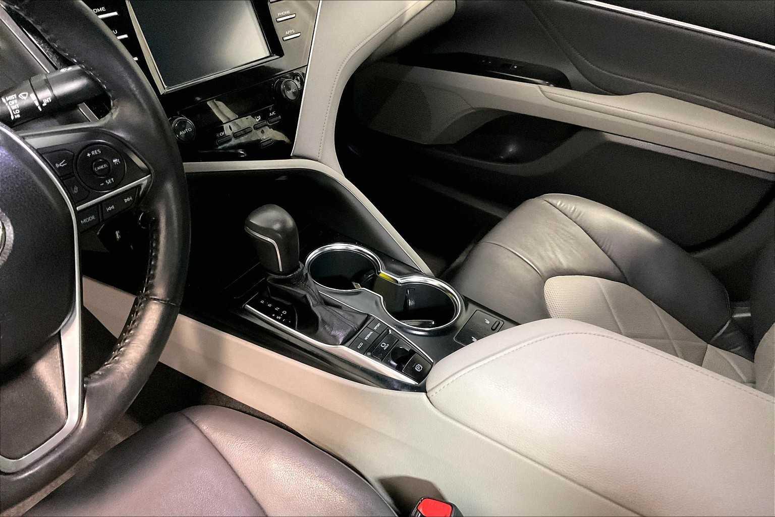 2018 Toyota Camry XLE - Photo 20