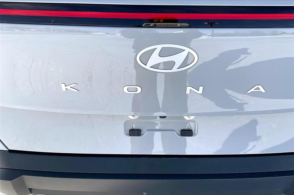 2024 Hyundai Kona SEL - Photo 29