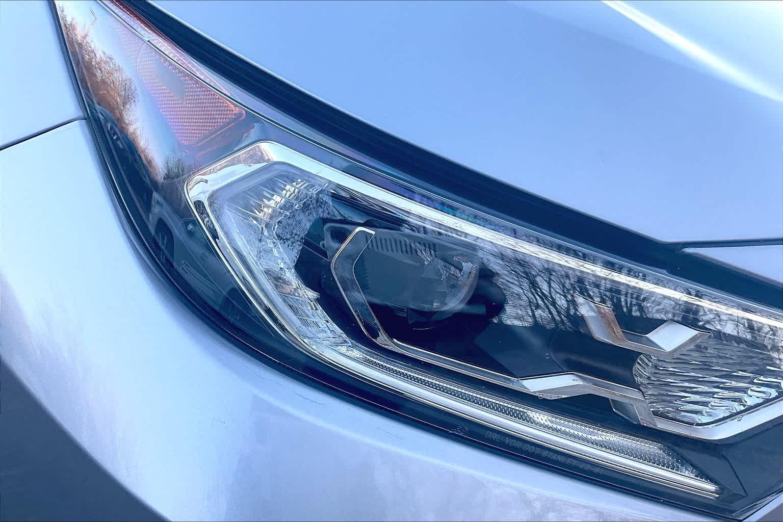 2021 Toyota RAV4 Hybrid XLE - Photo 32