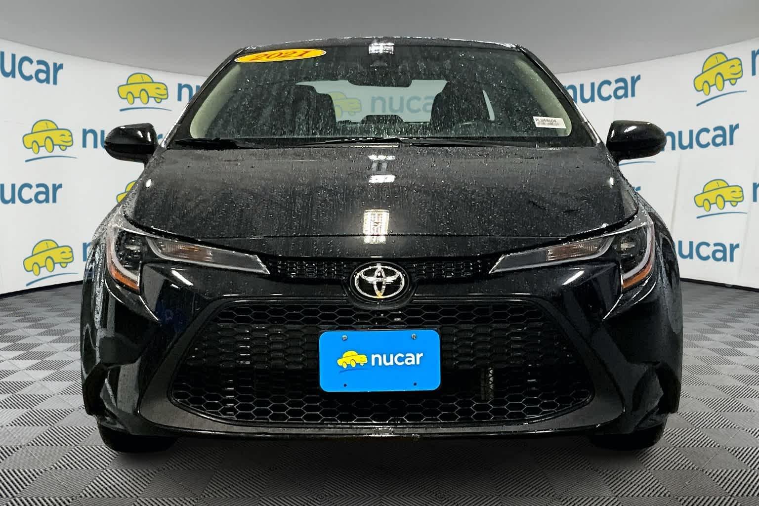 2021 Toyota Corolla LE - Photo 2