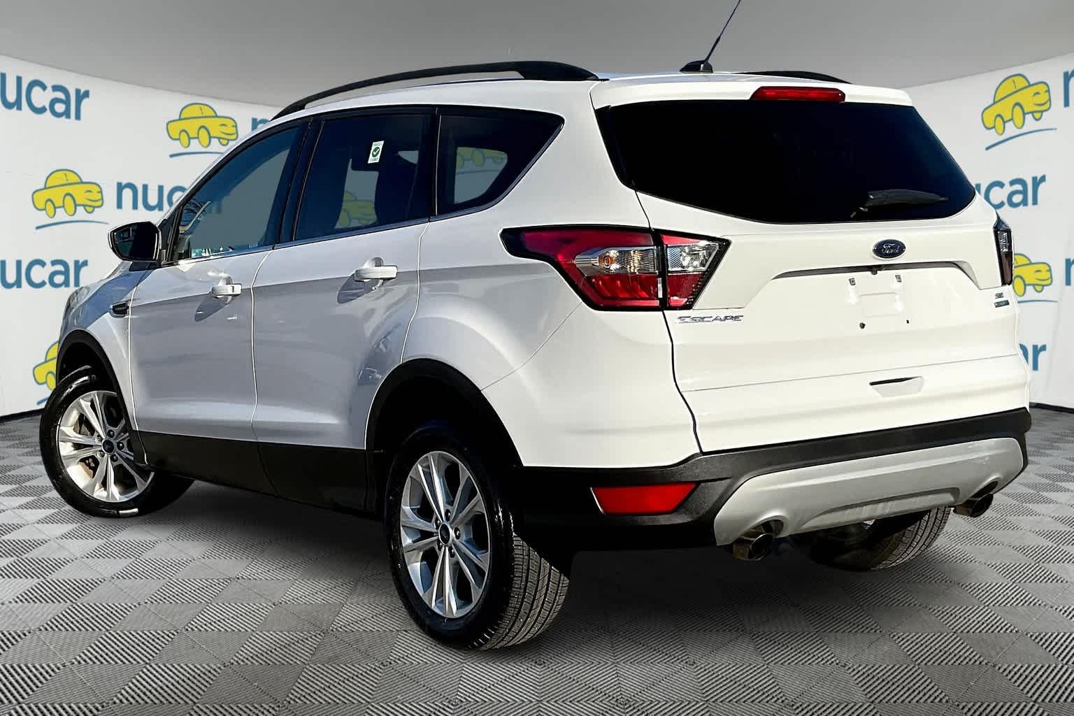 2018 Ford Escape SE - Photo 4