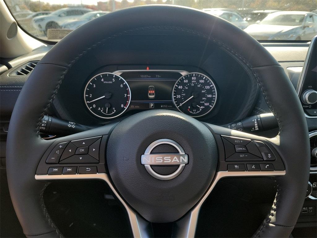 2025 Nissan Sentra SV - Photo 14