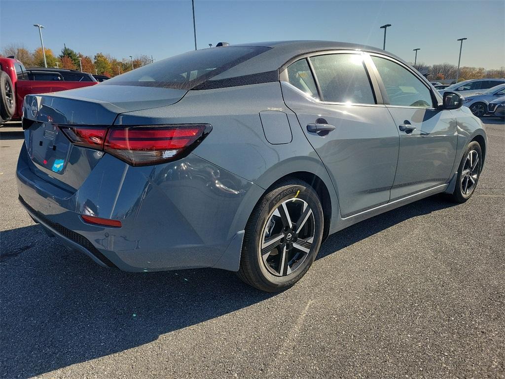 2025 Nissan Sentra SV - Photo 4