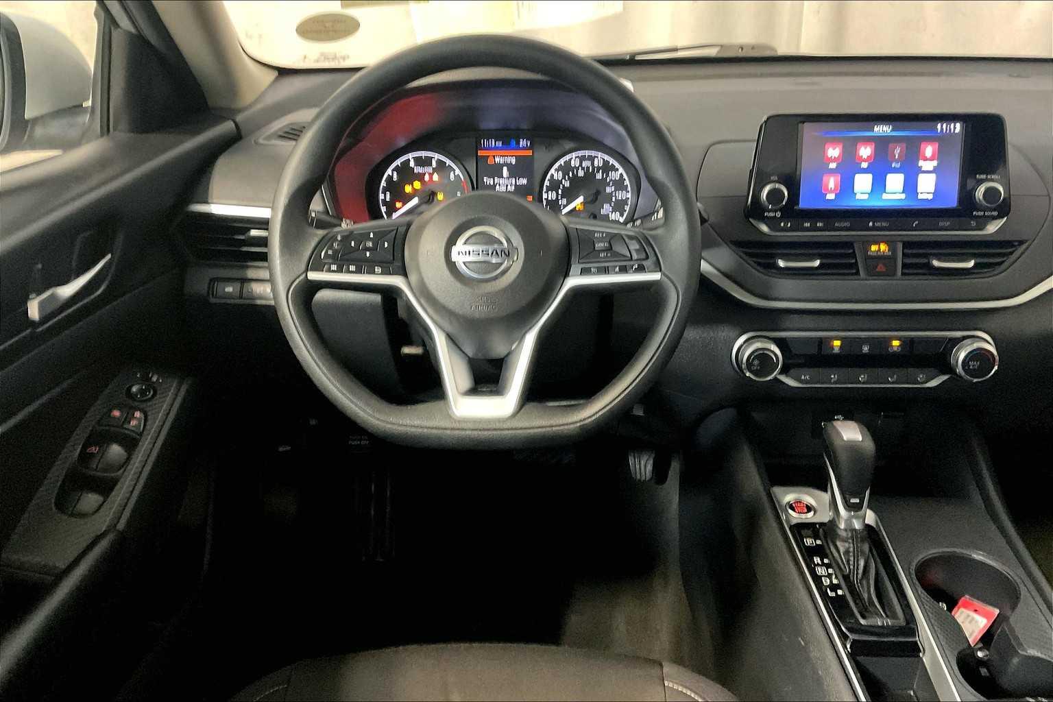 2021 Nissan Altima 2.5 S - Photo 17