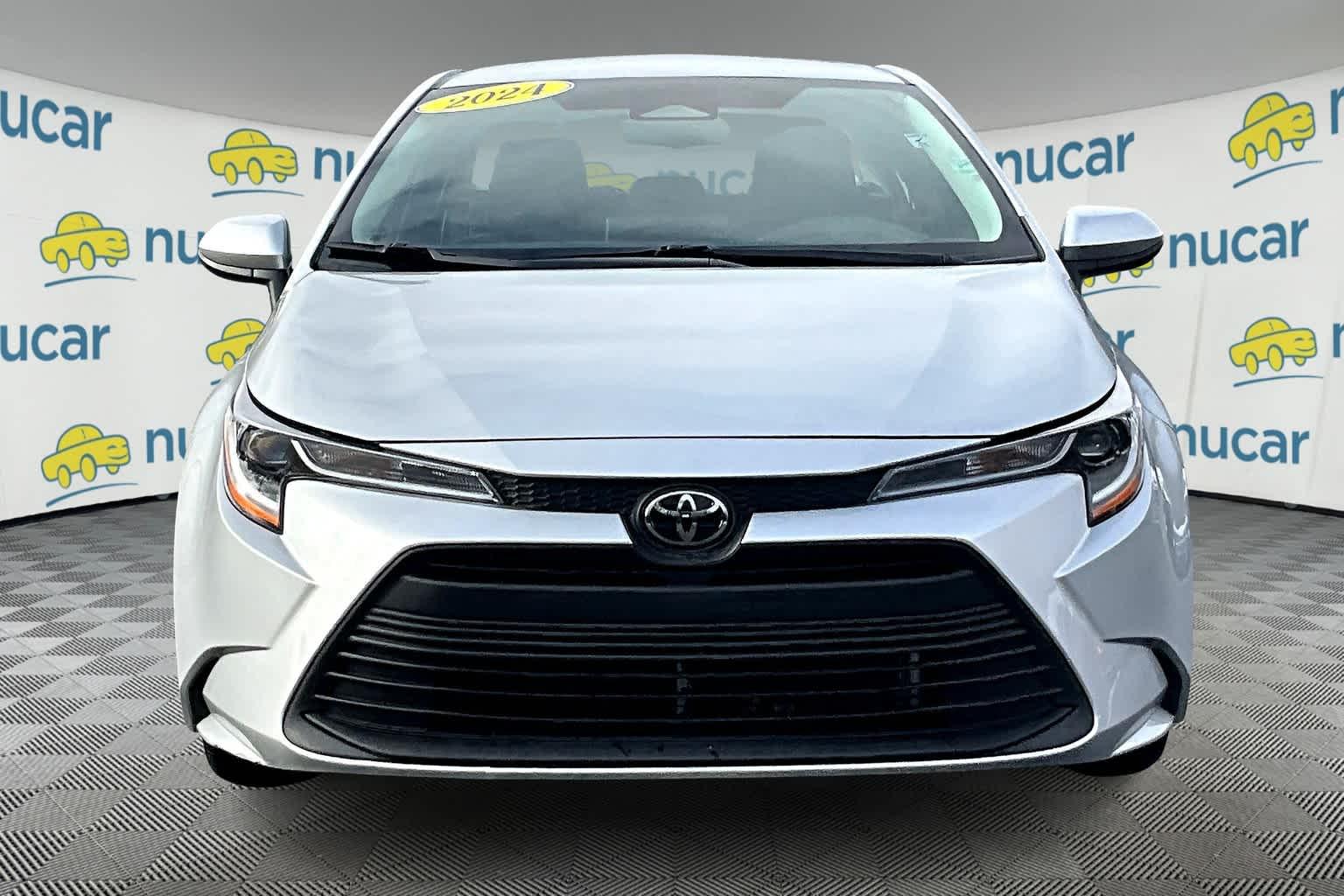 2024 Toyota Corolla LE - Photo 2