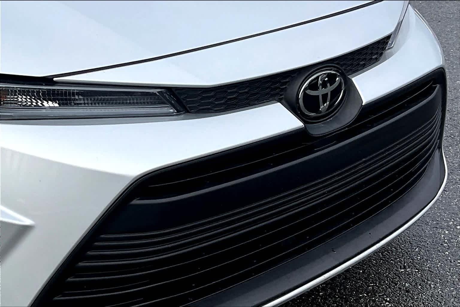 2024 Toyota Corolla LE - Photo 31