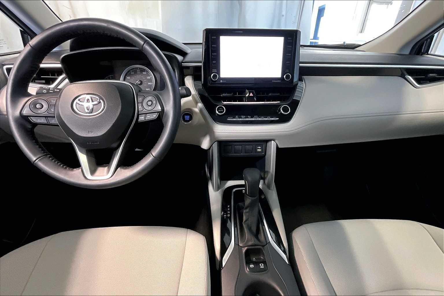 2022 Toyota Corolla Cross LE - Photo 21