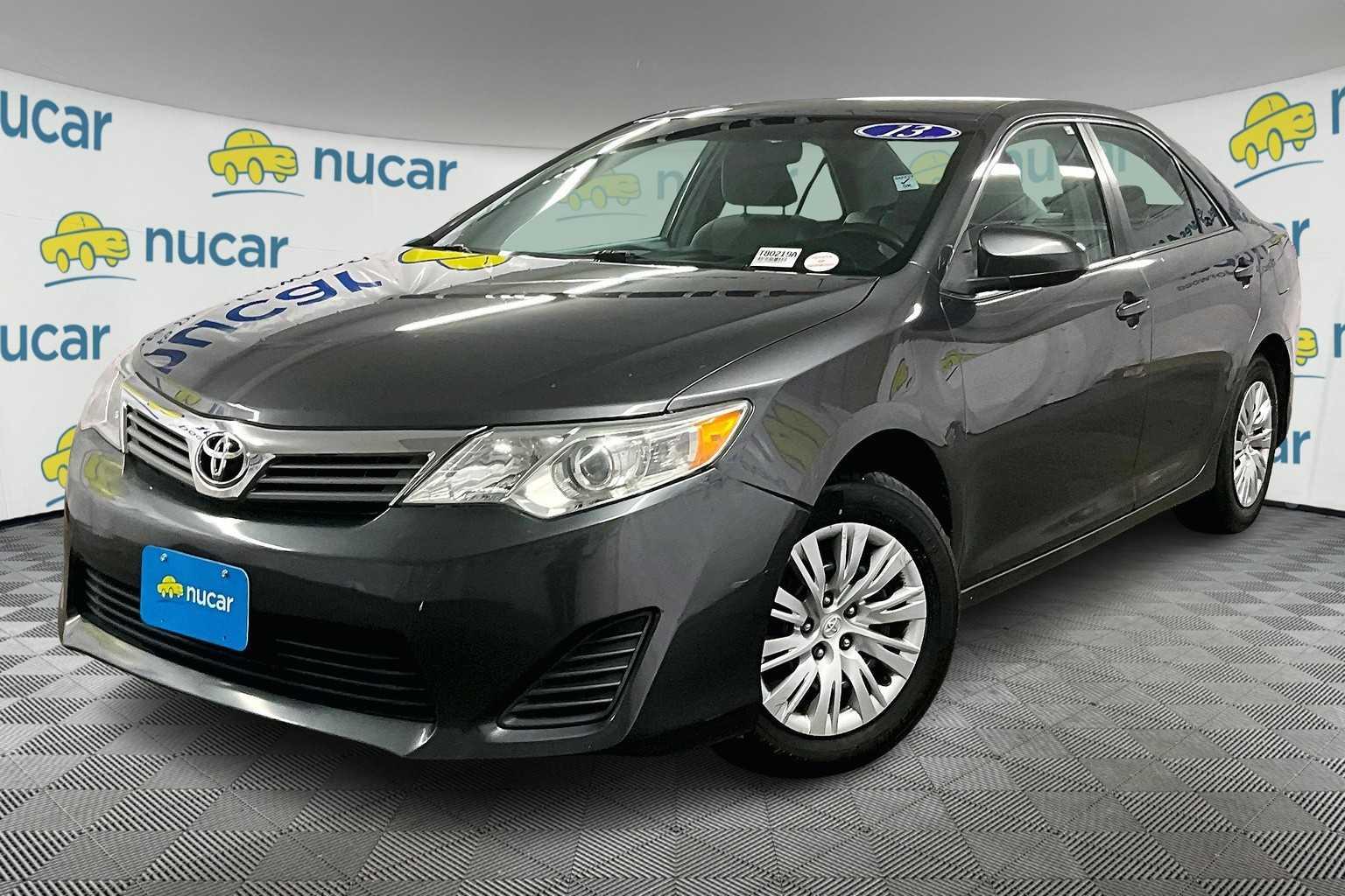 2013 Toyota Camry L - Photo 3