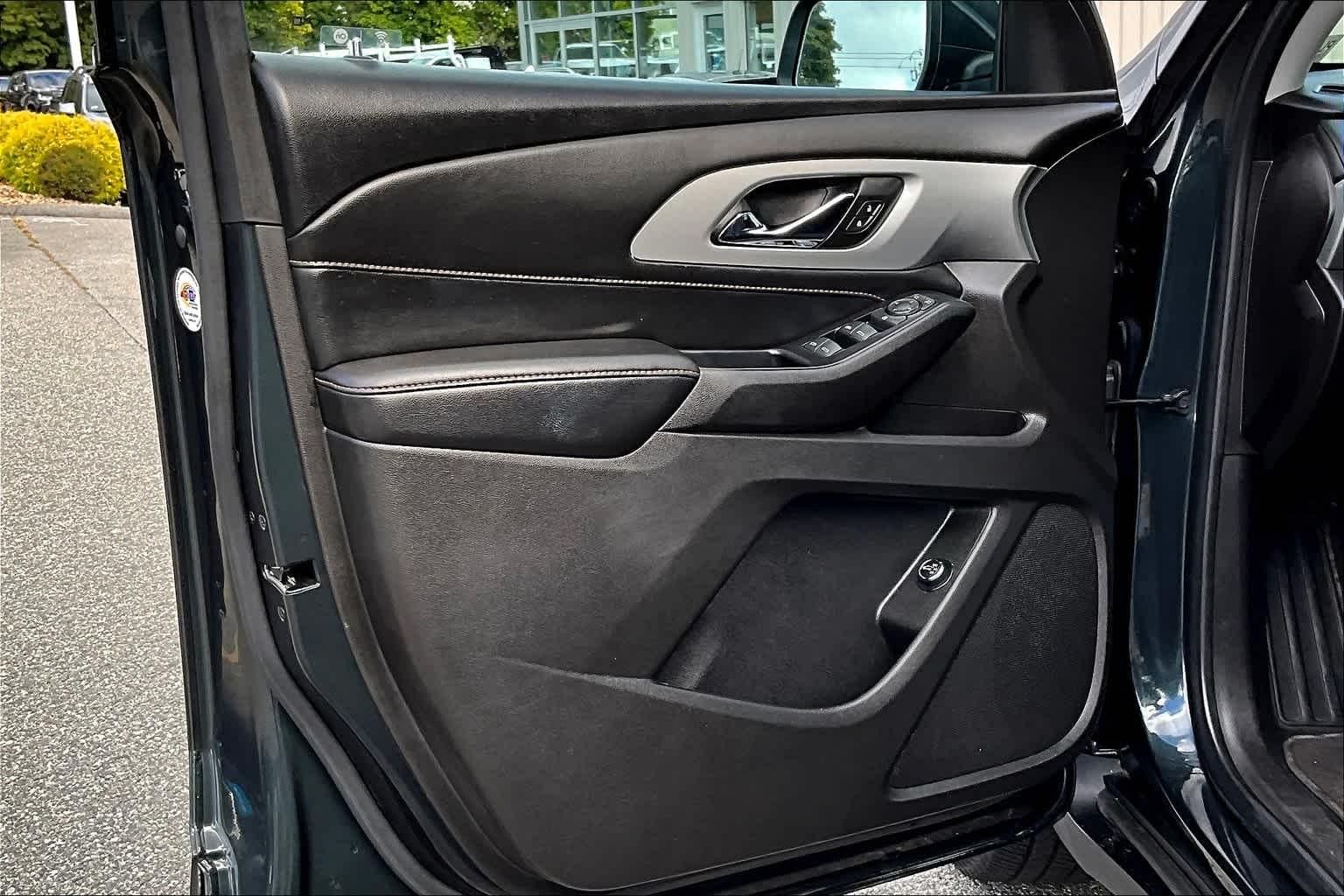 2021 Chevrolet Traverse LT Cloth - Photo 9