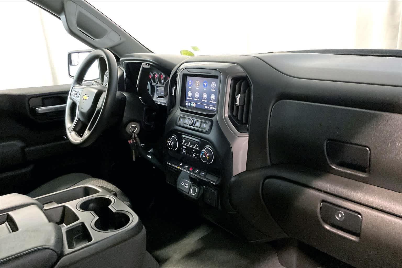 2021 Chevrolet Silverado 1500 Custom 4WD Crew Cab 147 - Photo 14