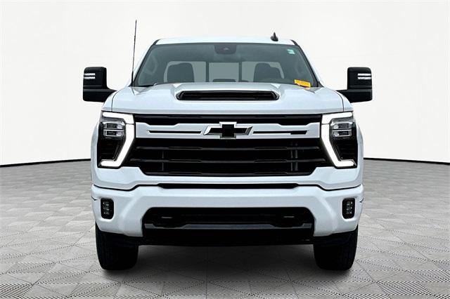 2024 Chevrolet Silverado 2500HD LT - Photo 2