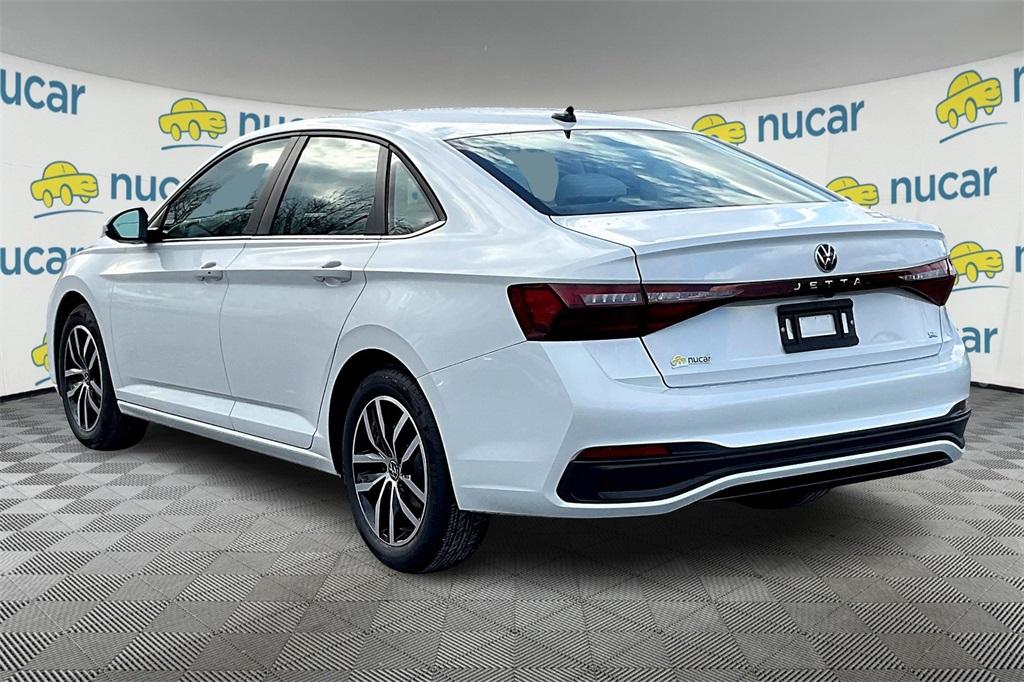 2025 Volkswagen Jetta 1.5T SE - Photo 5