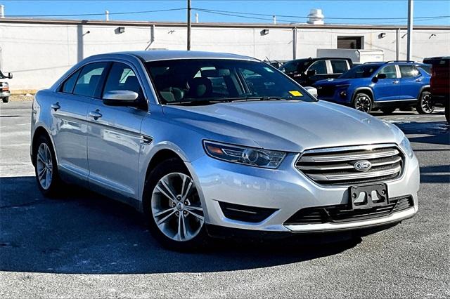 2015 Ford Taurus SEL