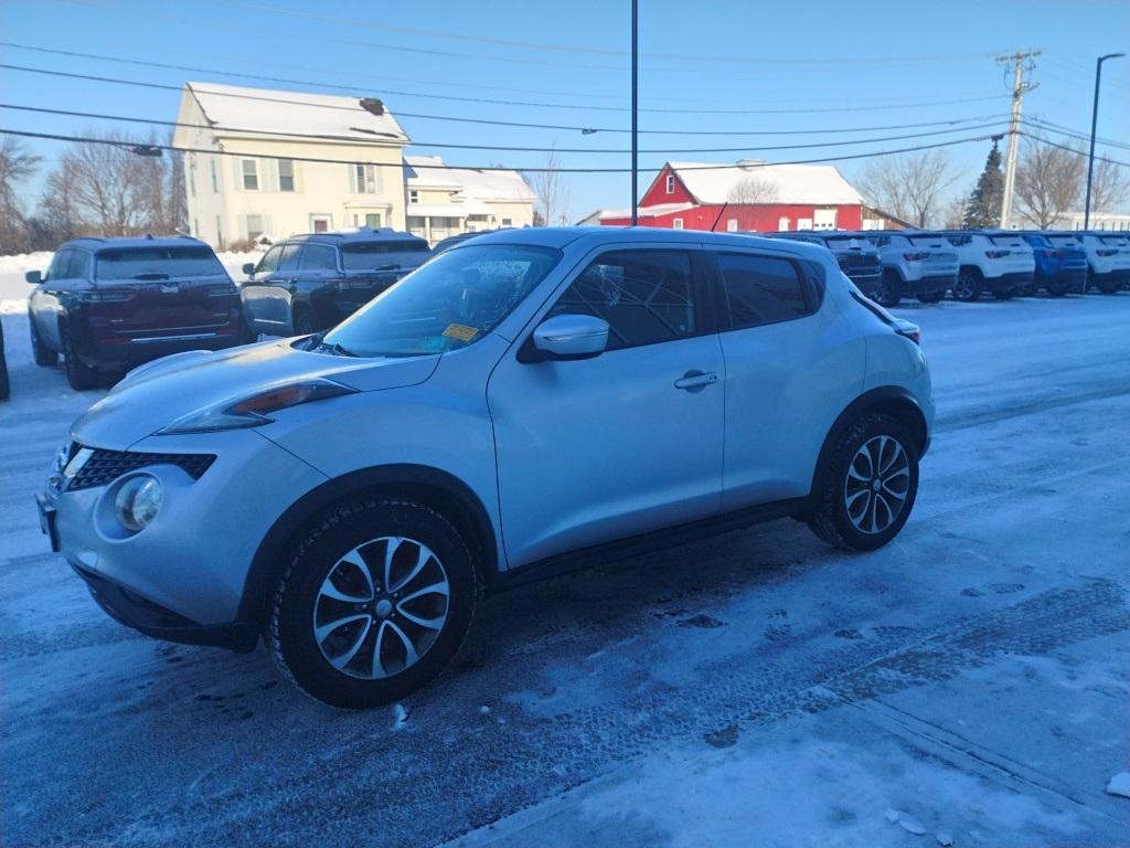 2017 Nissan Juke SV - Photo 2