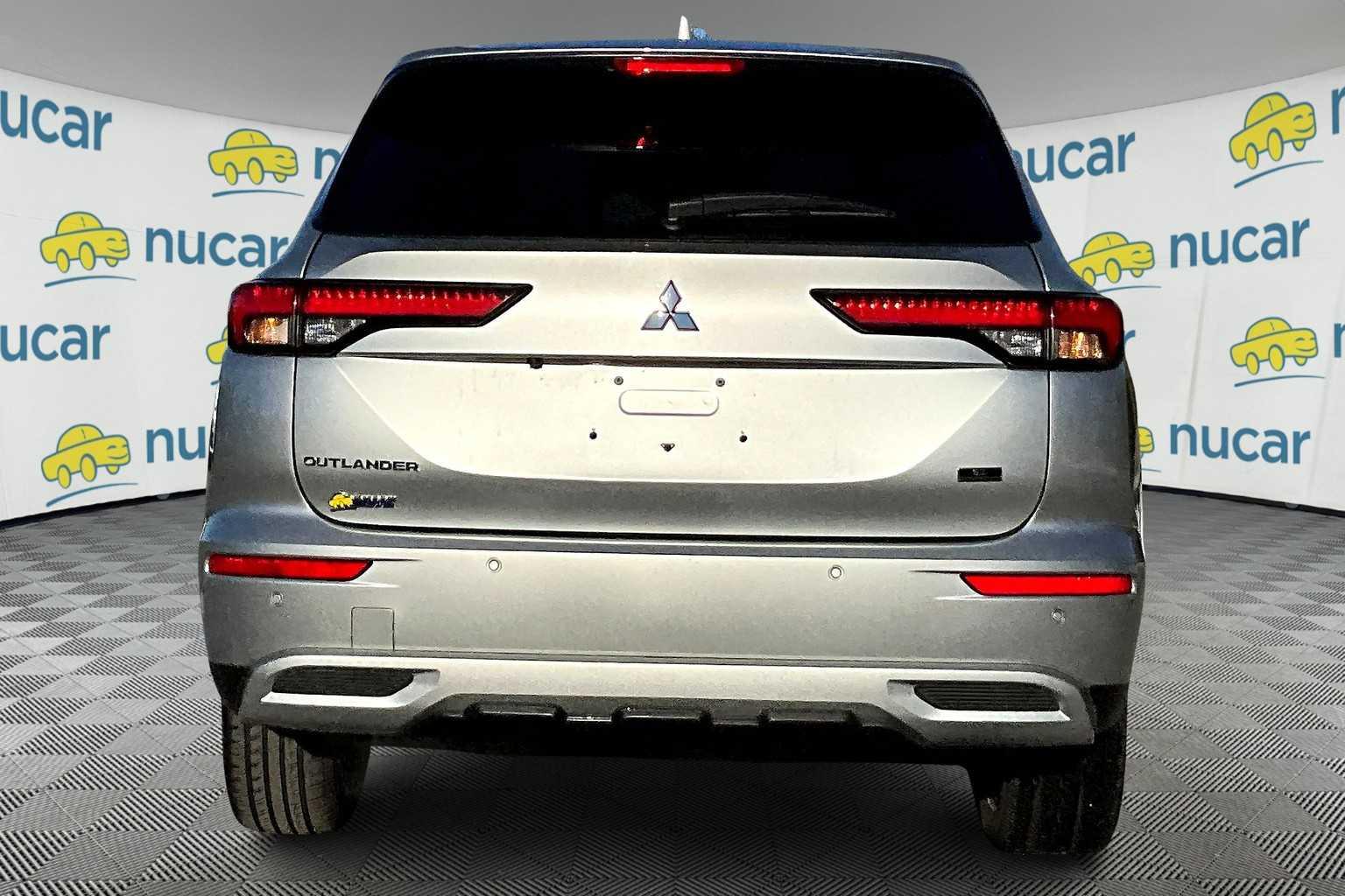 2023 Mitsubishi Outlander SE Special Edition - Photo 5