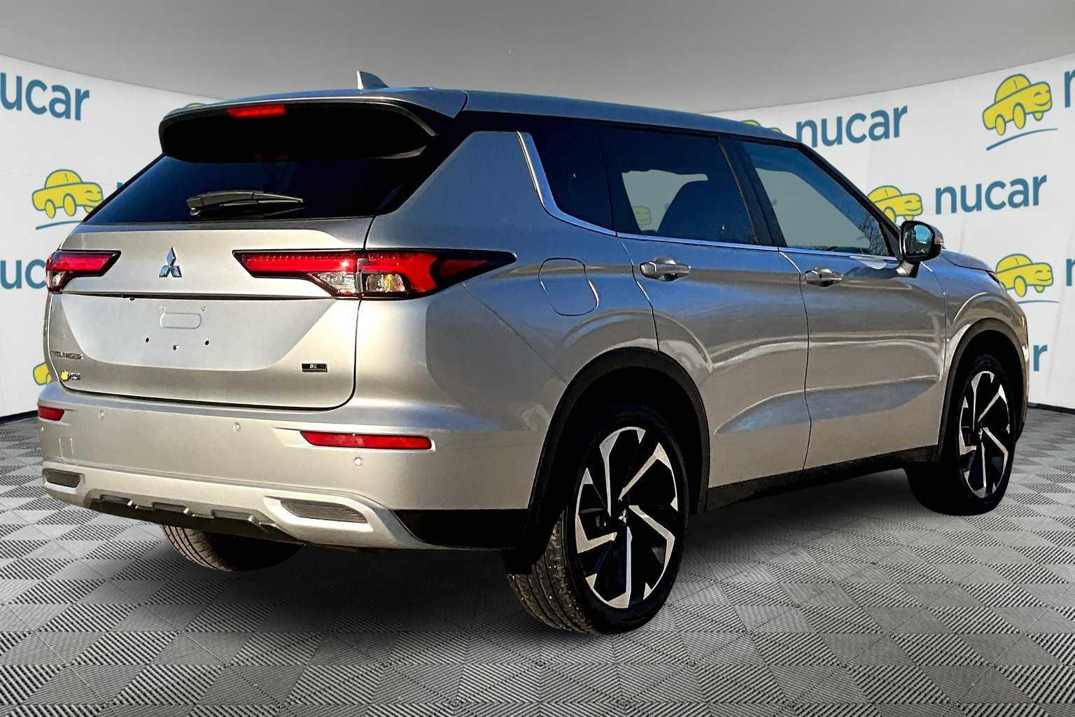 2023 Mitsubishi Outlander SE Special Edition - Photo 6