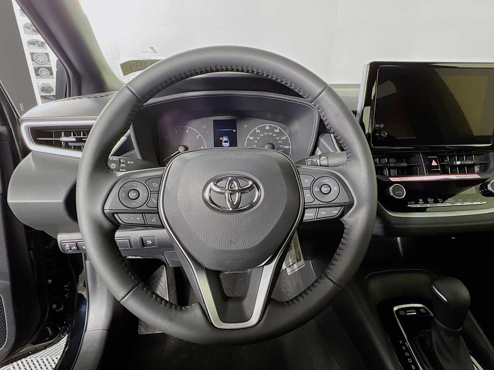 2025 Toyota Corolla Hybrid SE - Photo 7