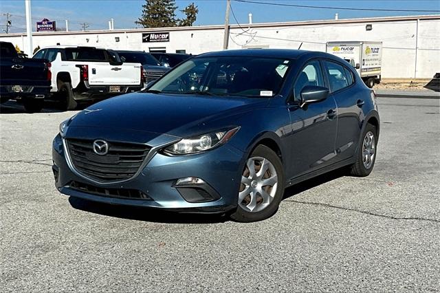 2016 Mazda Mazda3 i Sport - Photo 2