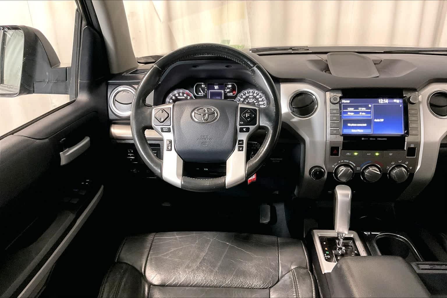 2020 Toyota Tundra SR5 CrewMax 5.5 Bed 5.7L - Photo 17