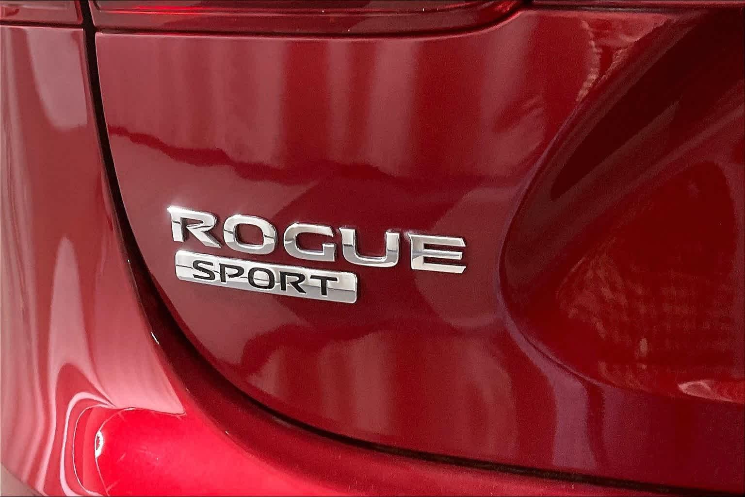 2021 Nissan Rogue Sport SL - Photo 29